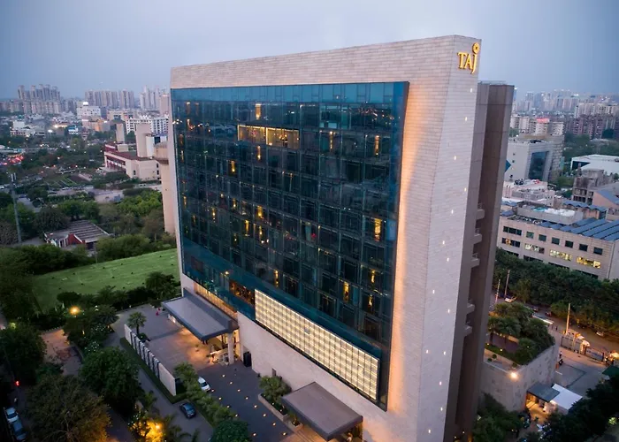 Gurgaon Luxury Hotels