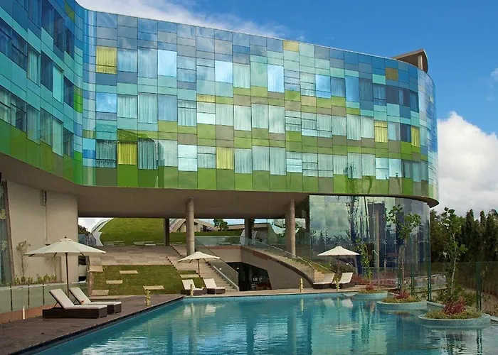 Bangalore Luxury Hotels